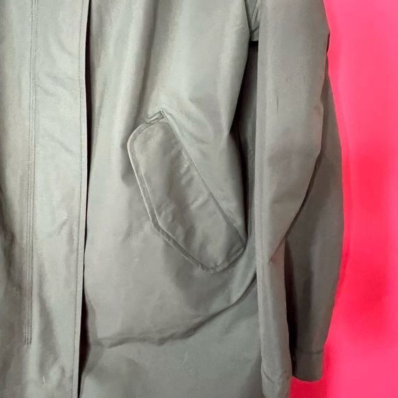 Everlane Women's Dark Green Coat - Picture 2 of 5